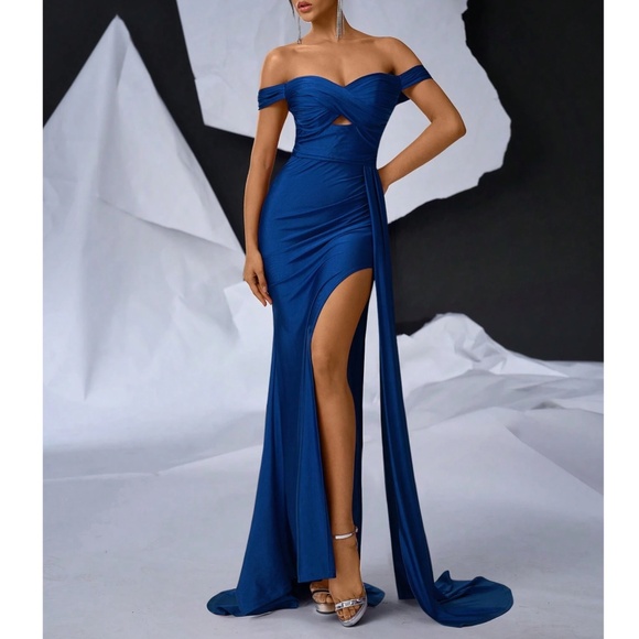 Classic Off Shoulder Split thigh Mermaid Hem Party Wedding Dress - Picture 8 of 10